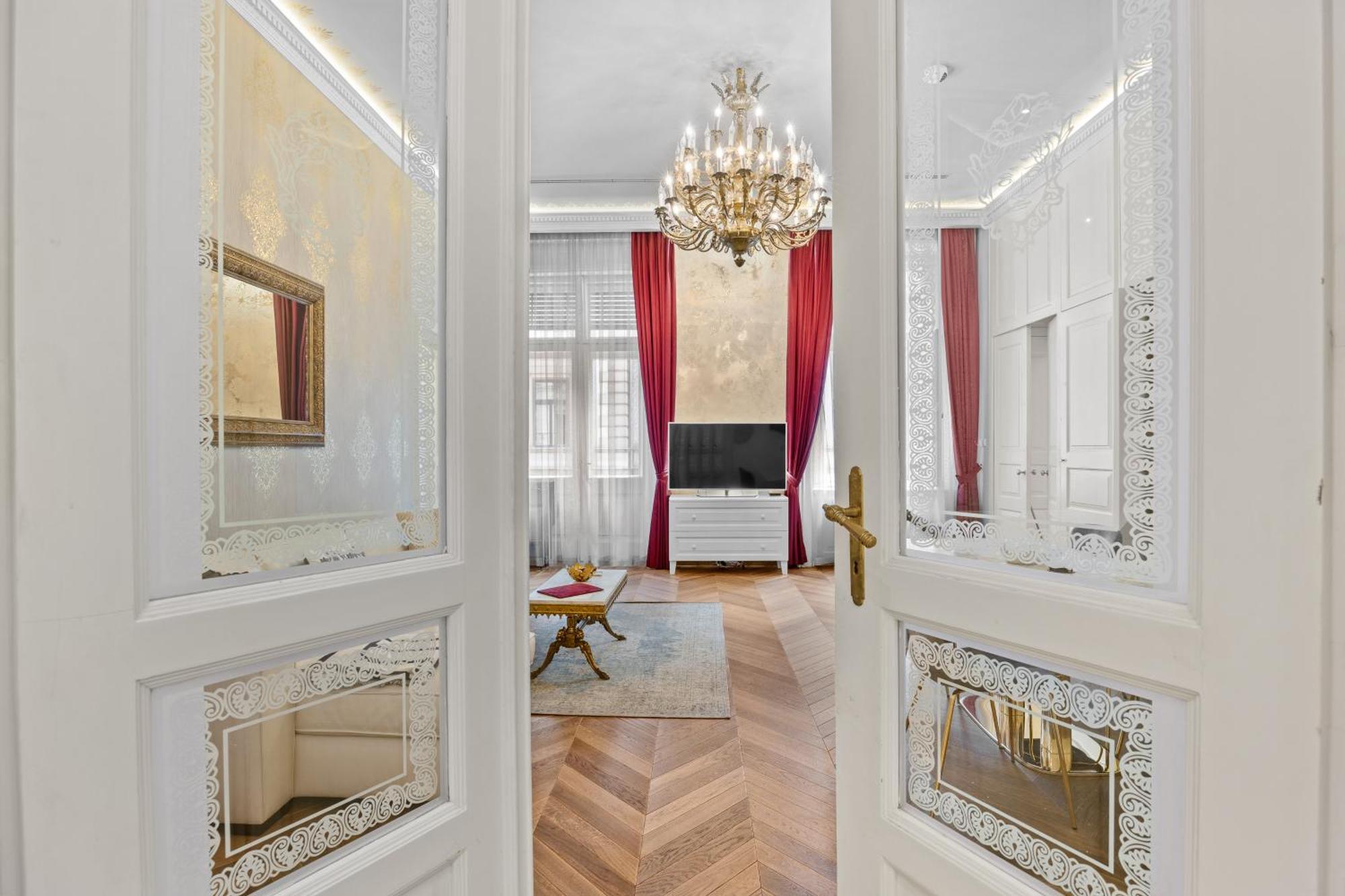 Count Zrinyi Basilica Luxurious Residence Budapeste Exterior foto